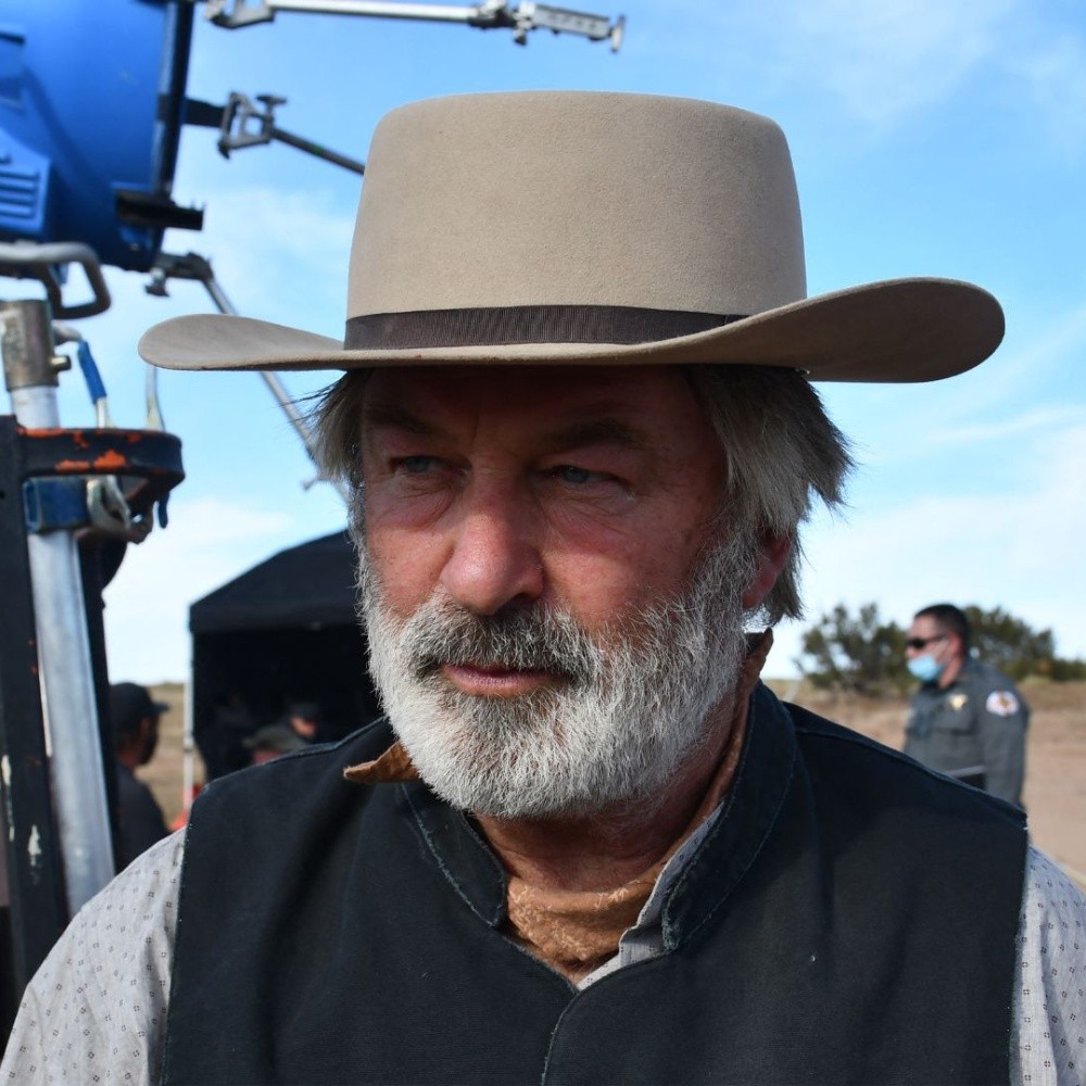 Rust: Revelan las primeras imágenes de la película marcada por la ...